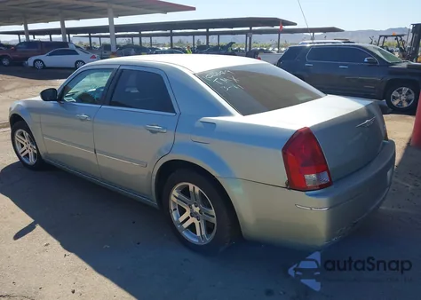 2005 Chrysler 300 Touring from USA, damaged, VIN 2C3AA53G55H105549